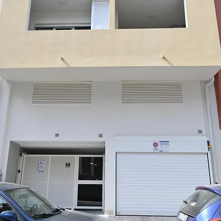 Apartman Me Too - Exclusive Bari