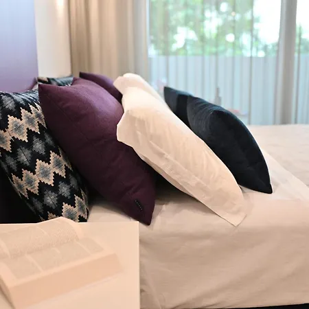 Me Too - Exclusive Бари